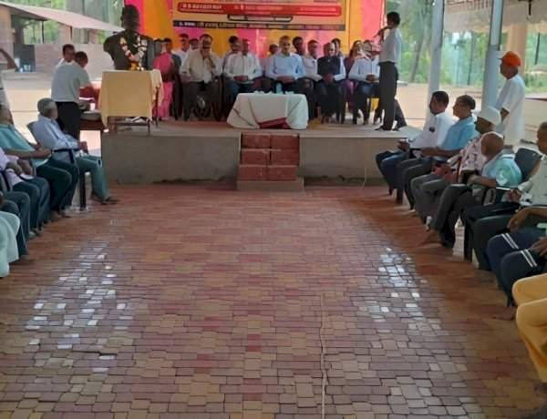 ओवळीयेत रक्तदान शिबिराला उत्स्फूर्त प्रतिसाद