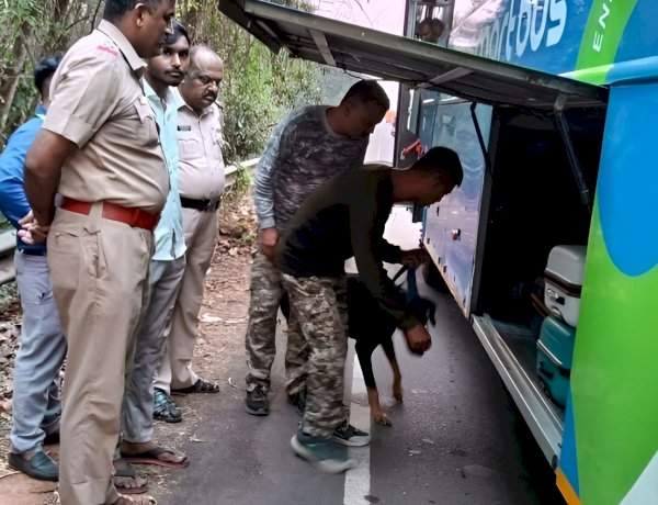 पर्यटन हंगामात अमली पदार्थ तस्करी रोखण्यासाठी सिंधुदुर्ग पोलिसांची कडक तपासणी मोहीम