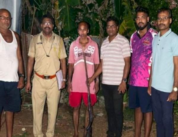 विनापरवाना ठासणीची बंदूक बाळगल्या प्रकरणी दाभोली येथील एका विरोधात गुन्हा दाखल