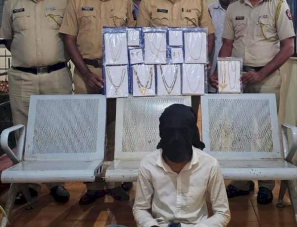 दोडामार्ग पोलिसांची धडक कारवाई.....साटेली-भेडशीतील घरफोडीचा गुन्हा उघड, १४ तोळे सोने जप्त 