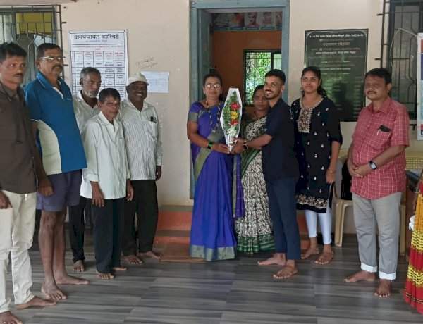 कारीवडेत  एनसीएमसी कार्ड शिबिराला उत्स्फूर्त प्रतिसाद, एसटी प्रवाशांना गावातच सुविधा