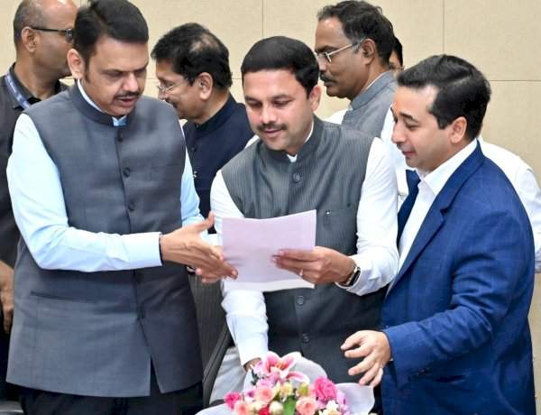 सिंधुदुर्ग जिल्ह्यातील शेतकऱ्यांची थकीत खावटी कर्जाची माफी व्हावी.....मनीष दळवी यांचे मुख्यमंत्र्यांना निवेदन
