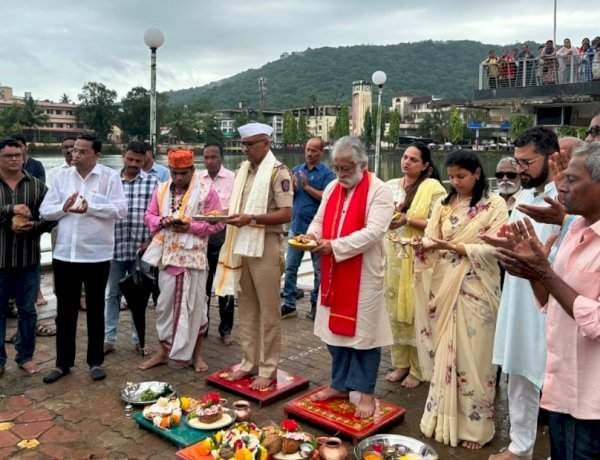 सावंतवाडीच्या मोती तलाव येथे पारंपरिक उत्साहात नारळी पौर्णिमा संपन्न