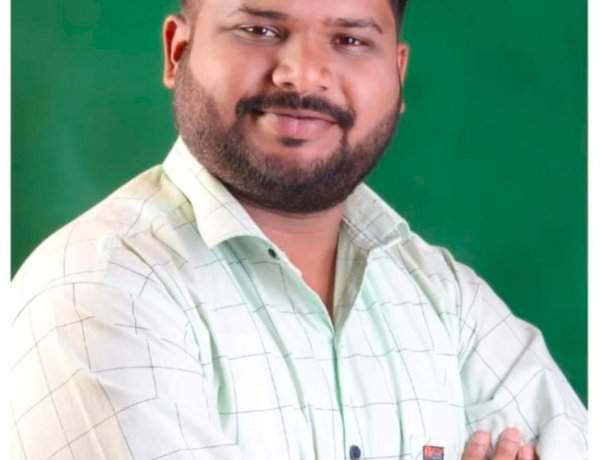 सावंतवाडीत गणेशोत्सवात स्थानिक विक्रेत्यांना प्रथम प्राधान्य द्या, अन्यथा घेराव घालू.....आशिष सुभेदार यांचा इशारा