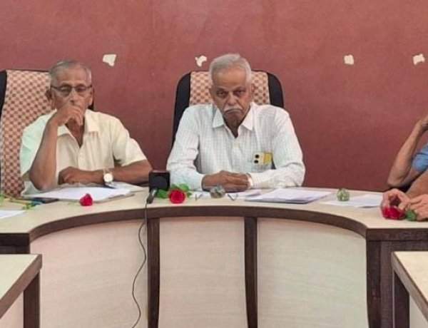 कुडाळच्या संत राऊळ महाराज महाविद्यालयाला स्वायत्त दर्जा जाहीर....रोजगाराभिमुख शिक्षणाच्या नव्या संधी उपलब्ध