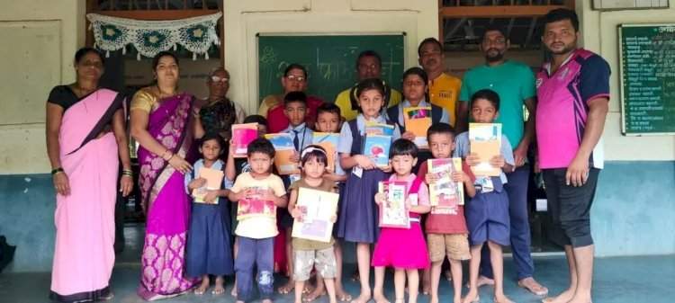साद फाऊंडेशन सिंधुदुर्गच्या वतीने विद्यार्थ्यांना शैक्षणिक साहित्याचे वाटप.