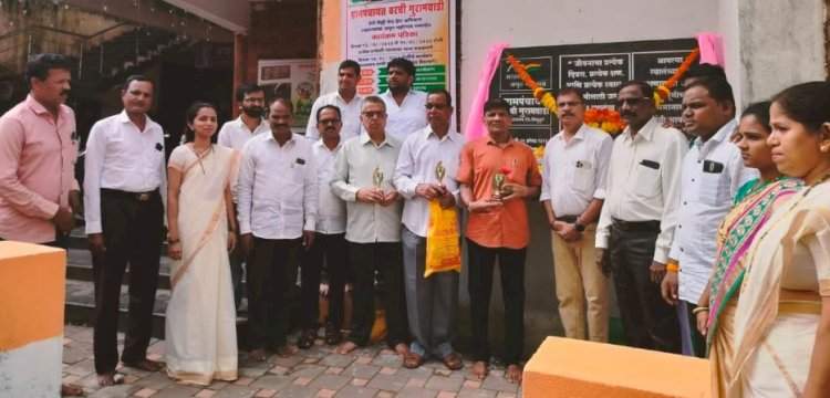 वरची गुरामवाडी ग्रामपंचायती तर्फे स्वातंत्र्य सैनिक व माजी सैनिकांचा सत्कार.
