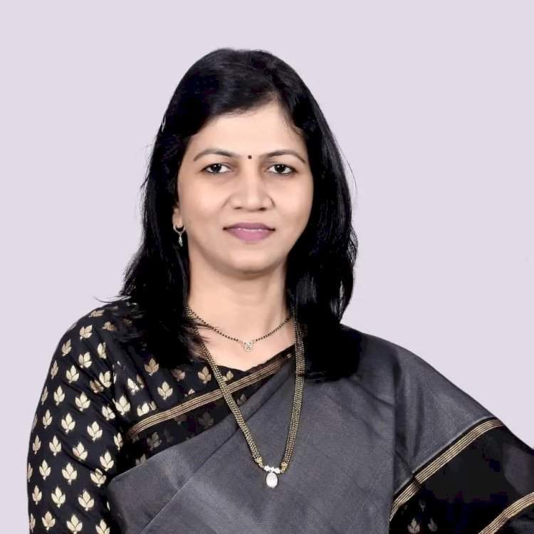सिंधुदुर्ग जिल्ह्यात तलाठी भरती परीक्षेसाठी केंद्र देण्यात यावे ; अर्चना घारे- परब यांची मागणी.