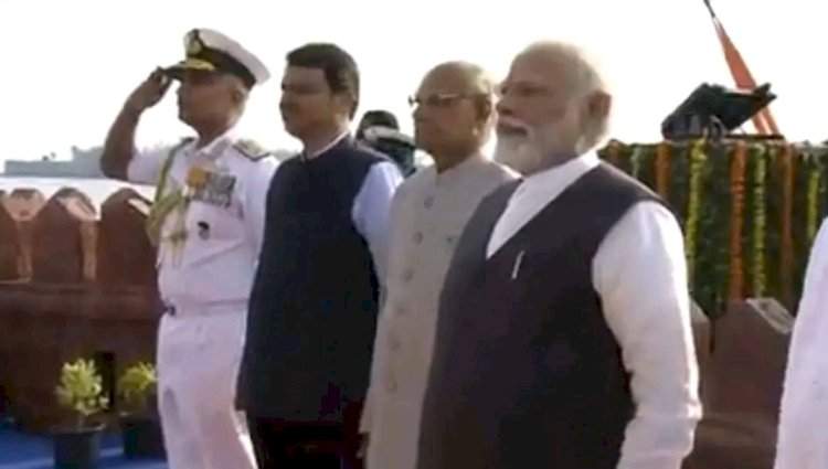 पंतप्रधान नरेंद्र मोदी यांच्या हस्ते छत्रपती शिवाजी महाराजांच्या भव्य पुतळ्याचे अनावरण.