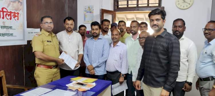 डंपर चोरी प्रकरणी गुन्ह्याचा छडा न लागल्यास ठिय्या आंदोलन छेडणार ; शिरोडा पंचक्रोशीतील ग्रामस्थांचा इशारा.
