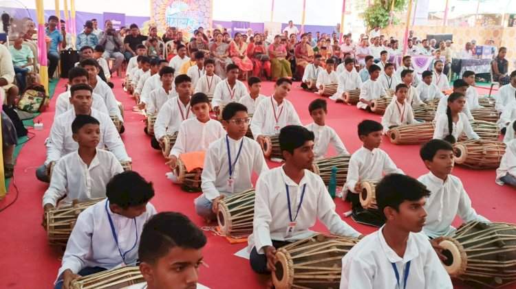 श्री जगन्नाथ संगीत विद्यालय पखवाज अलंकार महेश सावंत यांच्या विद्यार्थ्यांचे पखवाज परीक्षेत सुयश.