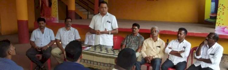 वीज ग्राहकांच्या समस्या सोडविणे वीज विभागाचे कर्तव्य : जिल्हा समन्वयक ॲड.नंदन वेंगुर्लेकर. साटेली-भेडशी येथे वीज ग्राहक बैठक संपन्न.