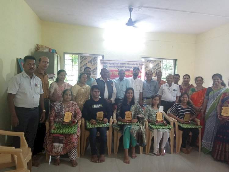 कणकवली येथे दहावी व बारावी गुणवंत विद्यार्थ्यांचा गुणगौरव सोहळा उत्साहात संपन्न.