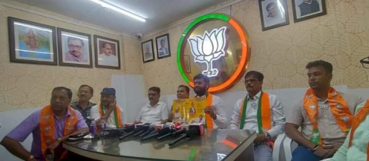 सावंतवाडी विधानसभा मतदार संघासाठी ६ रुग्णवाहिकांचे २६ सप्टेंबर रोजी लोकार्पण; भाजप नेते विशाल परब यांची माहिती. पालकमंत्री रवींद्र चव्हाण यांच्या वाढदिवसानिमित्त विविध सामाजिक उपक्रमांचे आयोजन.