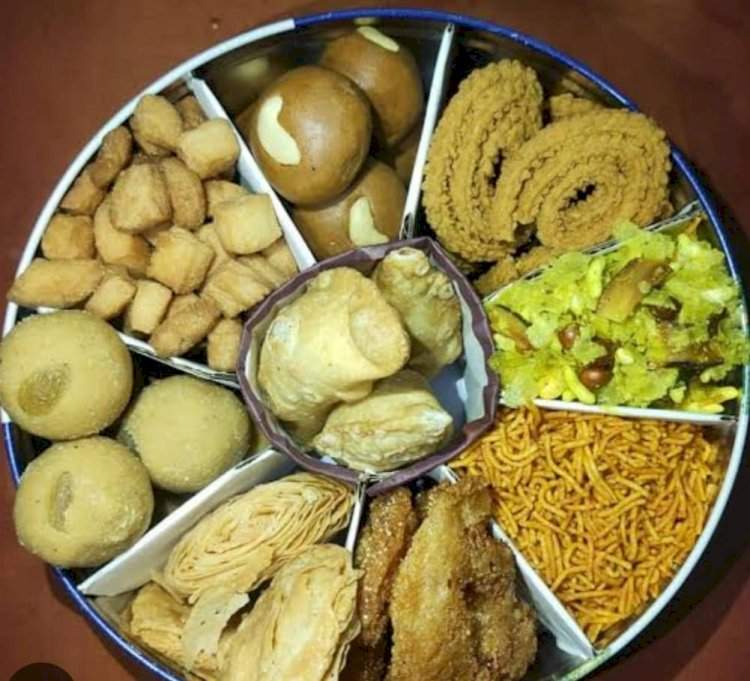चाहुल दिवाळ ची, वाढवी गोडी फराळाची