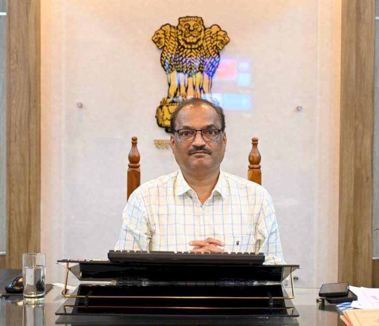सिंधुदुर्गाचे नवीन मुख्य कार्यकारी अधिकारी रविंद्र खेबुडकर