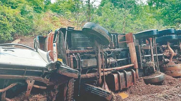 ट्रक - कारच्या धडकेत विजयदुर्गची महिला ठार