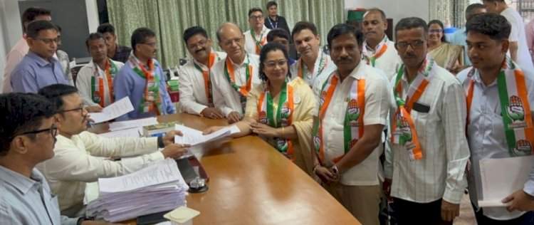 सावंतवाडी नगराध्यक्ष पदासाठी काँग्रेसकडून साक्षी वंजारी यांनी भरला उमेदवारी अर्ज