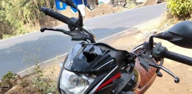 माजगाव येथे भरधाव कारची दुचाकीला धडक, दोन युवक जखमी