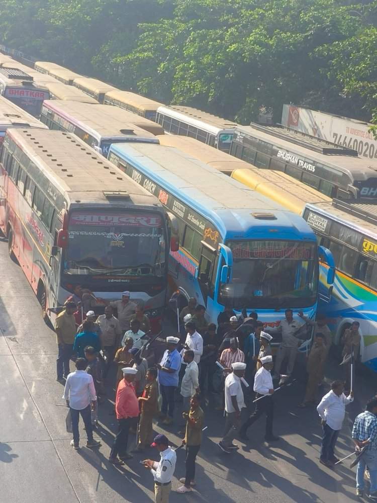 ई-चलन नियमाविरोधात पुणे शहरातील बस-ट्रक सेवा ठप्प