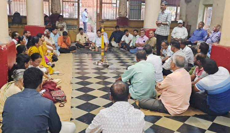 वेंगुर्लेत  हिंदु नववर्ष स्वागत यात्रेच्या नियोजनासाठी सभा उत्साहात संपन्न....नववर्ष स्वागत यात्रेचा शुभारंभ शंखनादाच्या मंगल ध्वनीने होणार