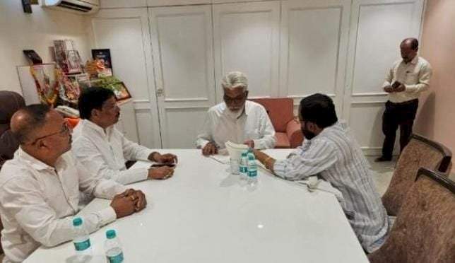 संजय आग्रे यांनी घेतली शिक्षण मंत्री दादा भुसेंची भेट, सिंधुदुर्गातील शिक्षण क्षेत्रातील समस्यांबाबत वेधले लक्ष...