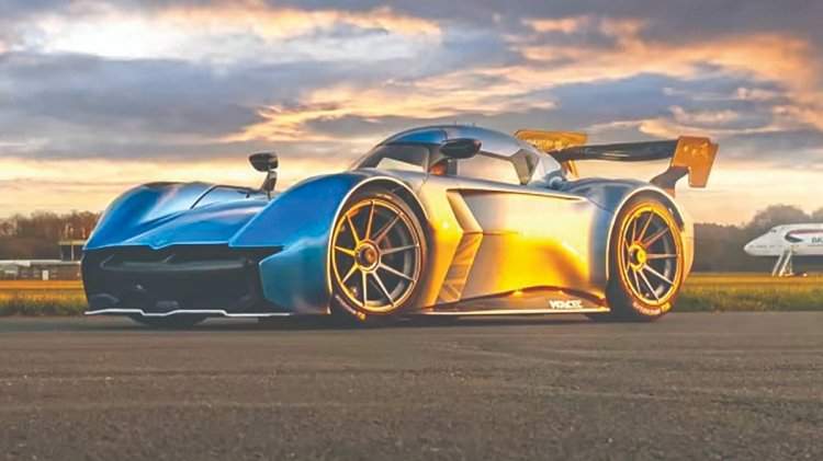 रस्त्यावर चिकटणारी कार.....मोटारस्पोर्टला उलथवणारी स्पेर्लिंग प्युअर