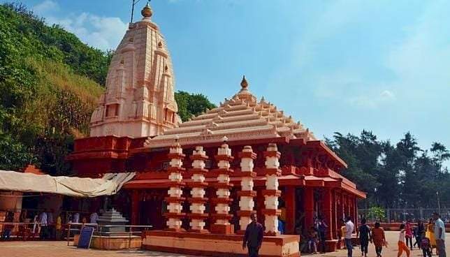 गणपतीपुळे मंदिरात महाप्रसाद वेळेत वाढ....गॅस टंचाईत देवस्थान समितीचा स्तुत्य निर्णय