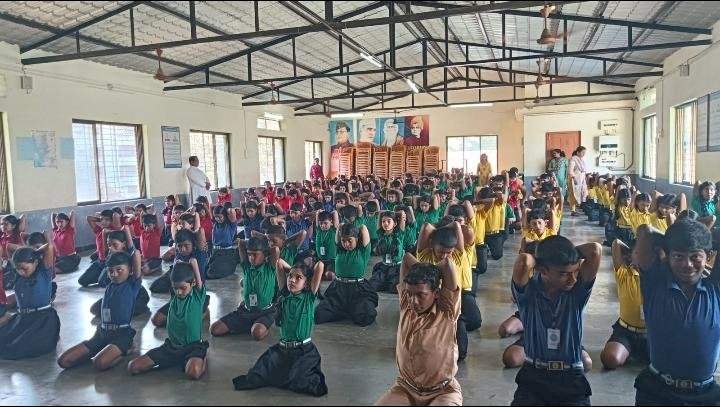 मदर तेरेसा स्कूल, वेंगुर्ला येथे आंतरराष्ट्रीय योग दिन उत्साहात साजरा  