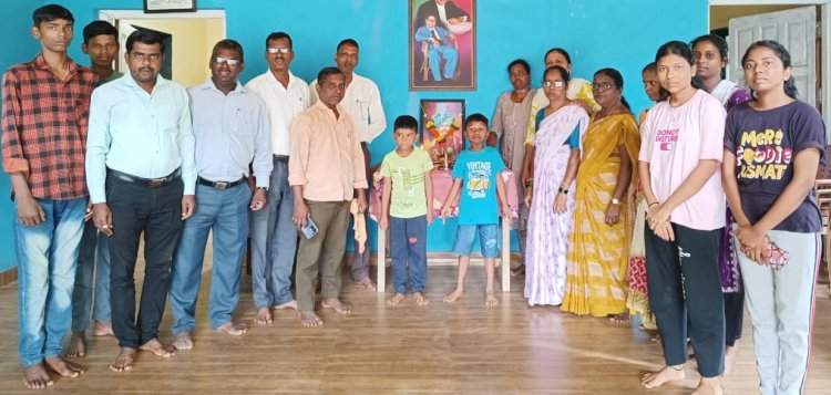  इन्सुली रमाईनगरात जयंती निमित्त छत्रपती शाहू महाराजांना अभिवादन !