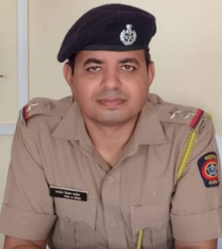 महामार्गावर वाहने सोडून जाऊ नका......पोलीस उपनिरीक्षक जयराम पाटील यांचे वाहनचालकांना आवाहन