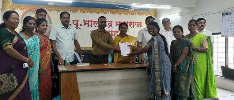 कणकवलीत जनता दरबारात ९६ निवेदने......गणेशोत्सवापूर्वी सर्व कामे मार्गी लावण्याचे पालकमंत्री नितेश राणेंचे निर्देश